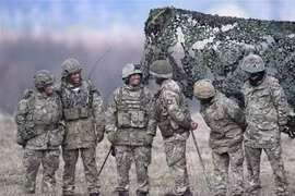 Binh sỹ Anh tham gia cuộc tập trận ở Grafenwoehr, miền Nam Đức ngày 7/3. (Nguồn: AFP/TTXVN)
