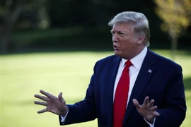 Tổng thống Mỹ Donald Trump phát biểu với báo giới tại Nhà Trắng ngày 10/10/2019. (Nguồn: THX/TTXVN) 