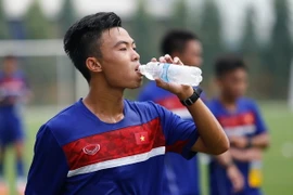 U20 Việt Nam đã có buổi tập đầu tiên tại Hà Nội vào sáng nay (10/4). Nội dung chủ yếu của buổi tập vẫn là bài tập thể lực chạy cự ly dài. (Ảnh: Minh Chiến/Vietnam+)