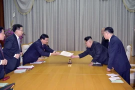 Ông Lưu Vân Sơn cũng chuyển tới nhà lãnh đạo Kim Jong-Un bức thư của Tổng Bí thư, Chủ tịch Trung Quốc Tập Cận Bình. (Nguồn: THX/TTXVN)