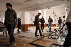 Hiện trường một vụ đánh bom tại Libya. (Nguồn: AFP/TTXVN)