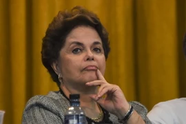 Cựu Tổng thống Brazil Dilma Rousseff trong chuyến thăm thành phố Rio de Janeiro ngày 31/8. (Nguồn: AFP/TTXVN)