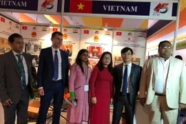 Gian hàng Việt Nam tại Hội chợ. (Ảnh: Huy Bình-Minh Luyến/Vietnam+)