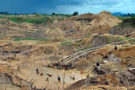 Khai thác kim cương là nghề chính của người dân ở Banjarbaru. (Nguồn: indonesiainside.id) 