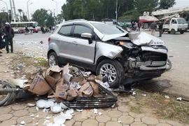 Hiện trường vụ tai nạn. (Ảnh: Tiến Nguyên-TTXVN phát) 