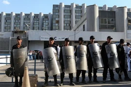 Cảnh sát Ai Cập gác tai Shubura, Cairo. (Nguồn: AFP/TTXVN)