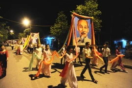 Chuẩn bị khai mạc Lễ hội Làng Sen năm 2015 tại quê Bác