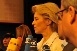 Bộ trưởng Quốc phòng Đức công du ba nước vùng Baltic