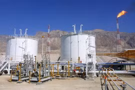 Cơ sở lọc dầu South Pars ở cảng Asaluyeh, cách bờ biển Iran khoảng 100km về phía Nam. (Nguồn: AFP/TTXVN) 