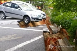 Hố sụt lún ở Seoul. (Nguồn: Yonhap)