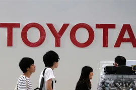 Biểu tượng Toyota tại cửa hàng ở thủ đô Tokyo, Nhật Bản ngày 3/8/2018. (Nguồn: AFP/TTXVN) 