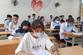 Thí sinh dự thi Tốt nghiệp Trung học phổ thông năm 2020. (Ảnh: Phạm Mai/Vietnam+)