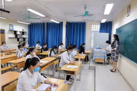 Thí sinh dự thi tốt nghiệp trung học phổ thông. (Ảnh: Minh Sơn/Vietnam+)