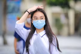 Thí sinh Hà Nội dự thi vào lớp 10. (Ảnh: Minh Sơn/Vietnam+)