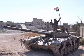 Binh sỹ Syria tại thị trấn Khan Shaykhun, tỉnh Idlib ngày 24/8/2019. (Nguồn: THX/TTXVN)