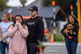Tưởng niệm các nạn nhân vụ xả súng ở Christchurch, New Zealand. (Nguồn: THX/TTXVN)