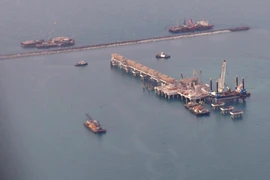 Một cơ sở khai thác dầu của Bahrain. (Nguồn: AFP/TTXVN)