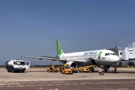 Hãng hàng không Bamboo Airways mới được khai thác thương mại từ tháng 1/2019, là hãng hàng không thứ 4 của Việt Nam khai thác các đường bay trong nước. (Ảnh: Huy Hùng/TTXVN)