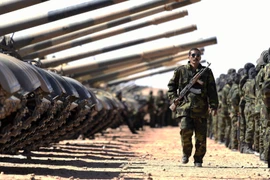 Ảnh tư liệu: Binh sỹ Algeria tham gia lễ duyệt binh ở Dakhla, thành phố Tindouf, Algeria. (Nguồn: AFP/TTXVN)