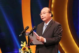 Thủ tướng dự Lễ trao Giải Báo chí Quốc gia lần thứ XIII năm 2018