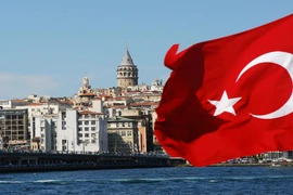 Kinh tế suy thoái là một thách thức lớn đối với chính quyền của Tổng thống Tayyip Erdogan. (Nguồn: internationalbanker.com)