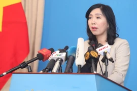 Người Phát ngôn Bộ Ngoại giao Lê Thị Thu Hằng trả lời câu hỏi của phóng viên các cơ quan thông tấn, báo chí. (Ảnh: Minh Hoàng/TTXVN)