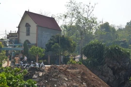 Phát hiện thi thể đang phân hủy ở nhà người đàn ông dùng súng tự sát