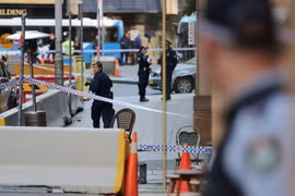 Cảnh sát phong tỏa hiện trường vụ đâm dao tại Sydney, Australia, ngày 13/8. (Nguồn: THX/TTXVN)