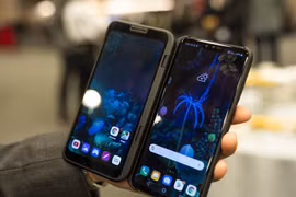 Mẫu điện thoại màn hình kép LG V50S. (Nguồn: Android Central)