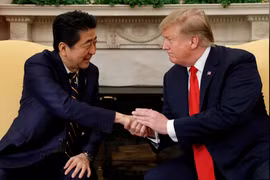 Thủ tướng Nhật Bản Shinzo Abe và Tổng thống Mỹ Donald Trump. (Nguồn: Reuters)