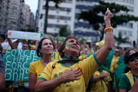 Người dân Brazil biểu tình phản đối nạn tham nhũng. (Nguồn: Reuters)