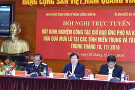Phó Thủ tướng Trịnh Đình Dũng chủ trì hội nghị. (Ảnh: Vũ Sinh/TTXVN)