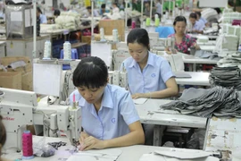 Tổng sản phẩm trong nước 9 tháng tăng 1,42% so với cùng kỳ năm trước do dịch COVID-19 ảnh hưởng nghiêm trọng tới mọi lĩnh vực của nền kinh tế. (Ảnh minh họa/TTXVN)