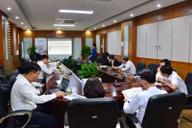 Hội thảo “Công bố Lộ trình chuyển đổi số cho doanh nghiệp,” ngày 26/11, (Ảnh: Vietnam+)
