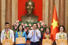 Chủ tịch nước Võ Văn Thưởng gặp mặt 133 tập thể, cá nhân tiêu biểu học tập và làm theo tấm gương Bác Hồ 