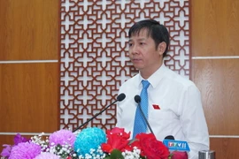 Bí thư Tỉnh ủy, Chủ tịch Hội đồng Nhân dân tỉnh Tây Ninh Nguyễn Thành Tâm phát biểu tại kỳ họp. (Ảnh: Thanh Tân/TTXVN)