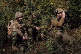 Binh sỹ Ukraine làm nhiệm vụ tại vùng Donetsk ngày 12/10/2022. (Ảnh: AFP/TTXVN)