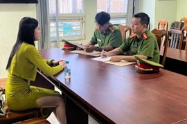 Phá đường dây môi giới mại dâm tiếp viên hàng không giá ngàn USD