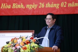 Thủ tướng Phạm Minh Chính phát biểu kết luận buổi làm việc với lãnh đạo chủ chốt tỉnh Hòa Bình. (Ảnh: Dương Giang/TTXVN)