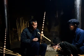 [Photo] Hà Giang: Nghệ thuật chế tác khèn Mông ở vùng Cao nguyên đá 