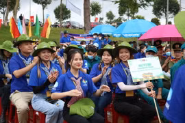 Trong đợt Chiến dịch thanh niên tình nguyện Hè năm 2022. (Ảnh TTXVN phát)
