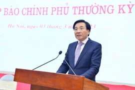 Bộ trưởng, Chủ nhiệm Văn phòng Chính phủ Trần Văn Sơn, Người phát ngôn của Chính phủ chủ trì cuộc họp. (Ảnh: Minh Đức/TTXVN)