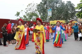 [Photo] Lễ hội Đền Đô tưởng nhớ các vị Vua triều Lý ở Bắc Ninh