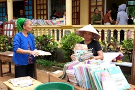Nhịp sống dần trở lại với người dân vùng “rốn” lũ tỉnh Nghệ An 