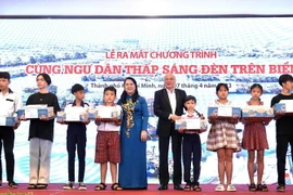 TP.HCM: Ra mắt Chương trình “Cùng ngư dân thắp sáng đèn trên biển”