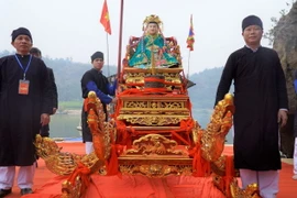 [Photo] Yên Bái: Rộn ràng lễ hội Đền Đông Cuông 