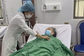 Hiện sức khỏe bệnh nhân ổn định sau can thiệp. (Ảnh: TTXVN phát)