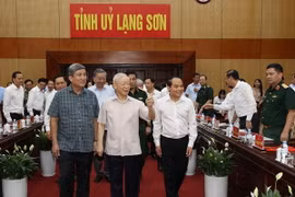 Tổng Bí thư Nguyễn Phú Trọng làm việc với Ban Thường vụ Tỉnh ủy và đội ngũ cán bộ chủ chốt tỉnh Lạng Sơn. 
