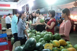 Hội chợ Nông nghiệp Đông Bắc Bộ ở Lạng Sơn có quy mô 250 gian hàng