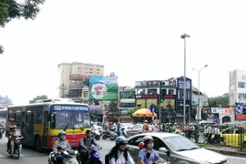 Hà Nội cấm ôtô vào tuyến Cầu Giấy-Xuân Thủy sau ngày 2/9 